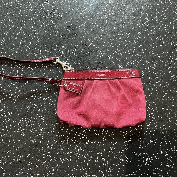 Coach Wristlet - Picture 1 of 6